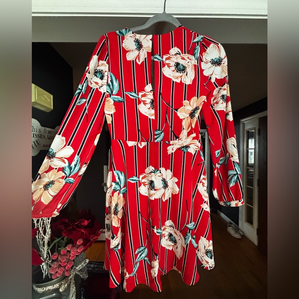 Express floral dress